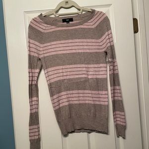Crew neck slim fit sweater